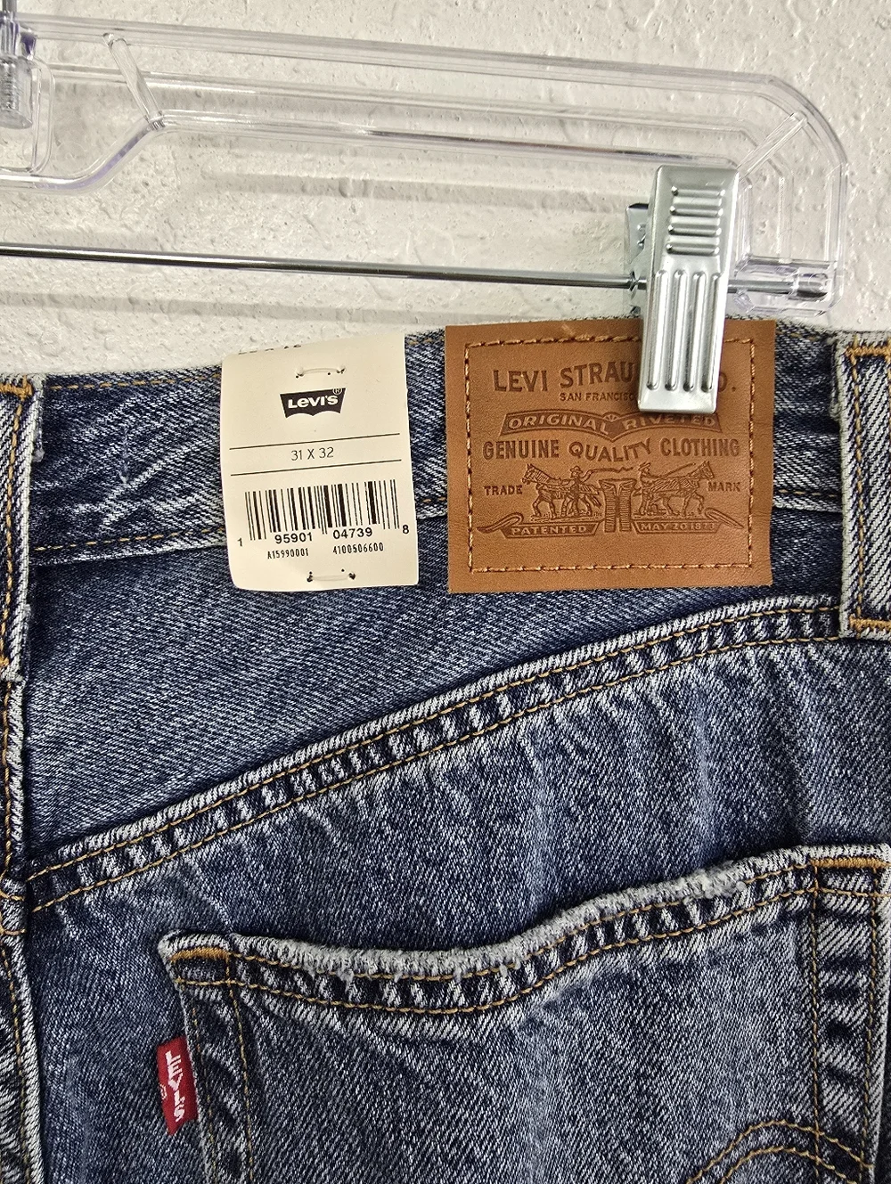 Levi's NWT High Rise Loose Flare Size 31 in Take Notes Wash Revolve - Picture 8 of 10